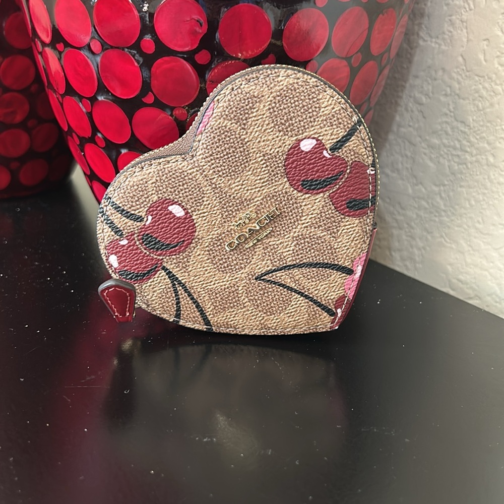 Coach NWT Heart Coin Case In Signature Canvas With Cherry Print - Picture 9 of 14